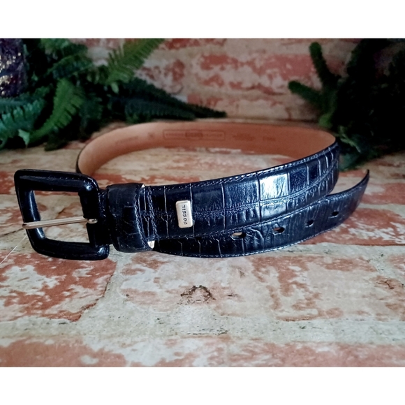 Fossil Black Croc Embossed Leather Belt - Picture 11 of 13